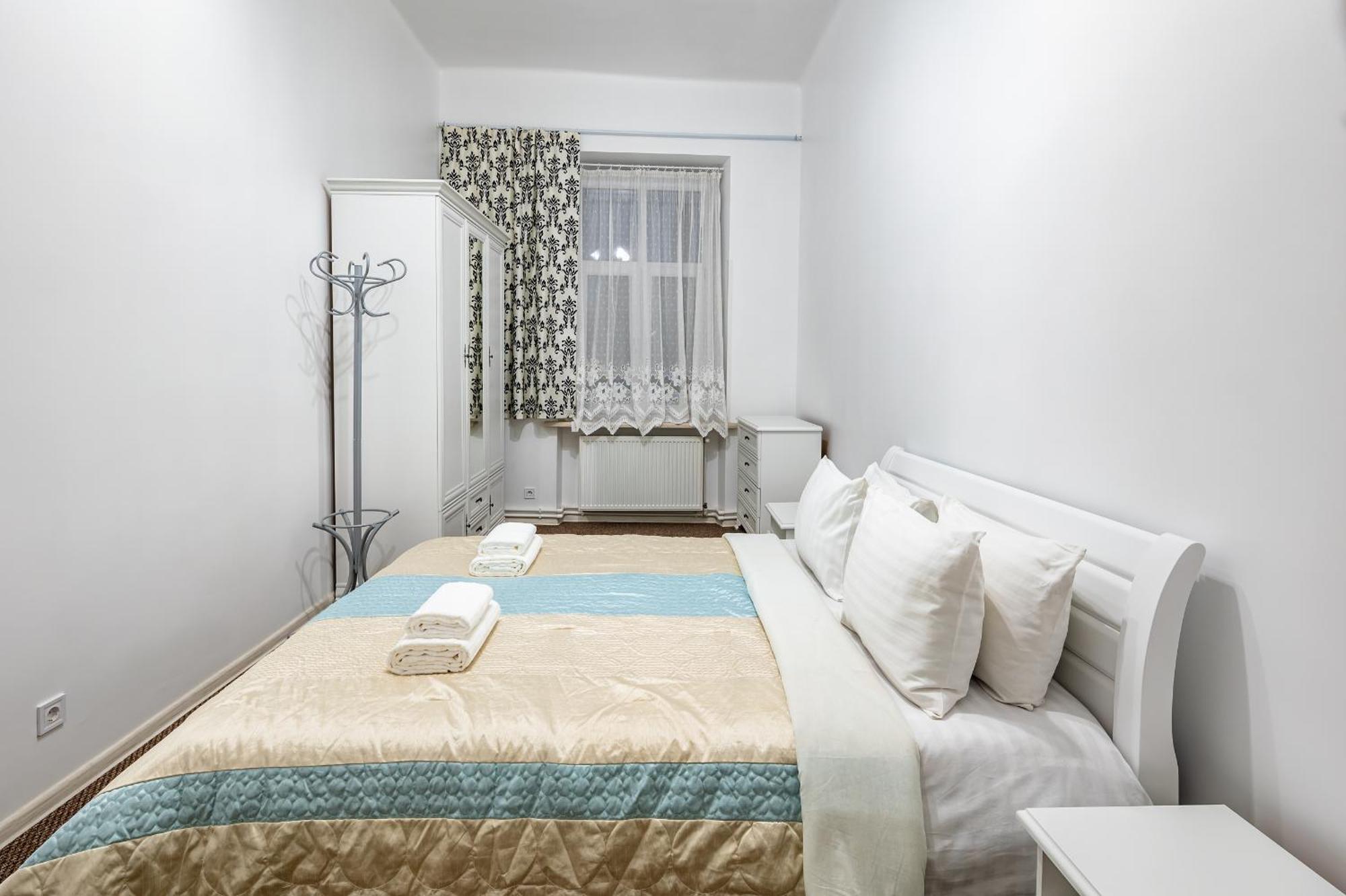 Designer Apartment! The Center! Валова 29 Lviv Luaran gambar