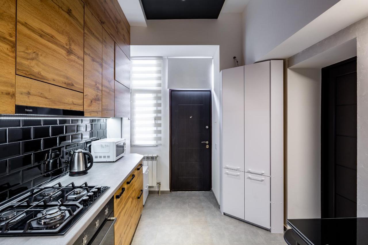Designer Apartment! The Center! Валова 29 Lviv Luaran gambar